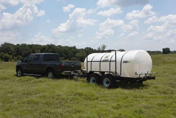 1600 Gallon Water Trailer