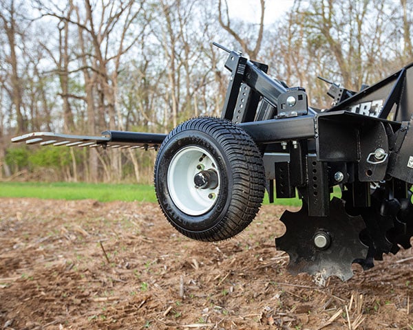 TR3-E Property with food plot discs