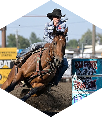 Hayle Gibson Stillwell riding a horse.