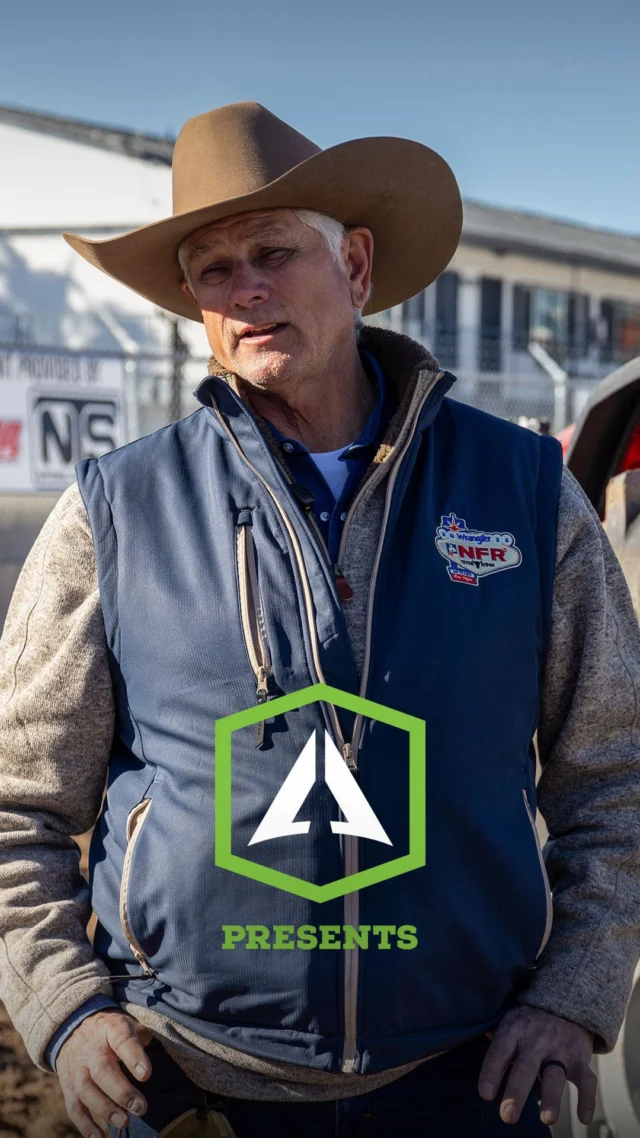 Here’s the official dirt guy of NFR, Randy Spraggins, letting folks know serious dirt requires serious drags for serious athletes. 🥾 🚜🌟

#ChampionsStartFromTheGroundUp #ABIatNFR #ABetterWay
