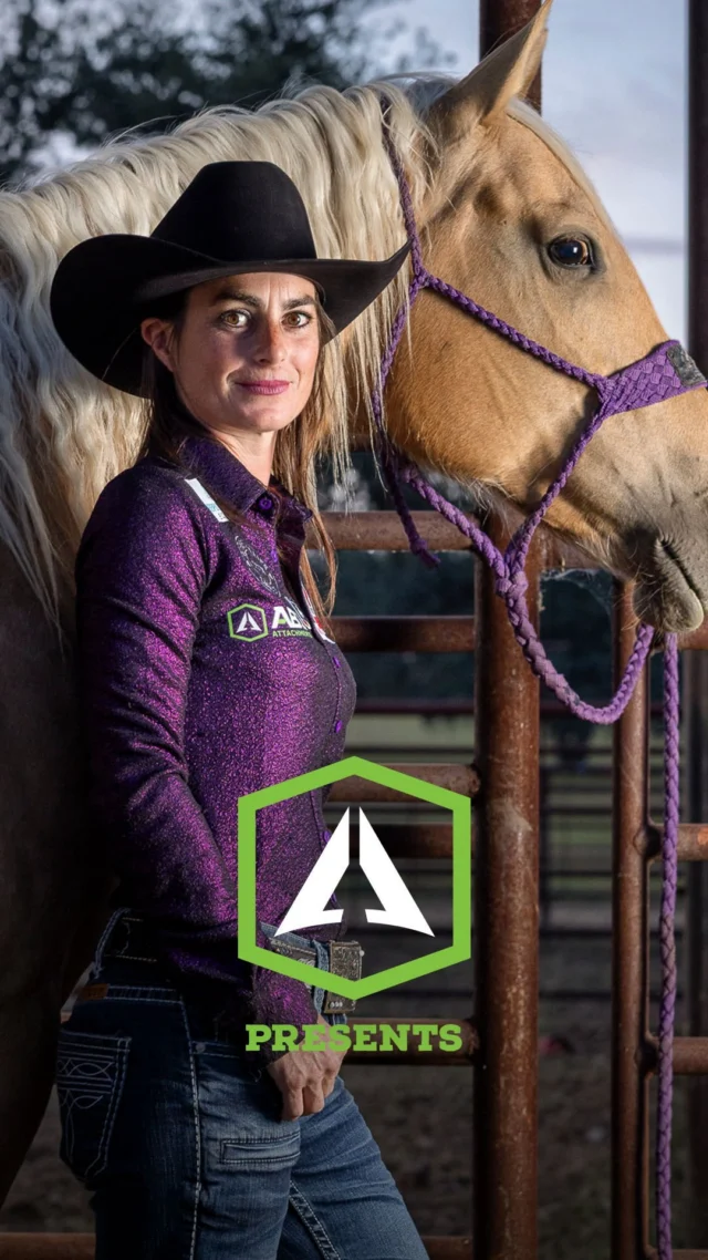 Hayle Gibson Stillwell (and horse, Piper) caught up with ABI to talk about being one of ABI's first ever barrel racers and what an ABI tool does for her own arena.
🟢🏴🤠🐴

#ABetterWay #ABIattachments #Trailblazer #BarrelRacer #rodeo
